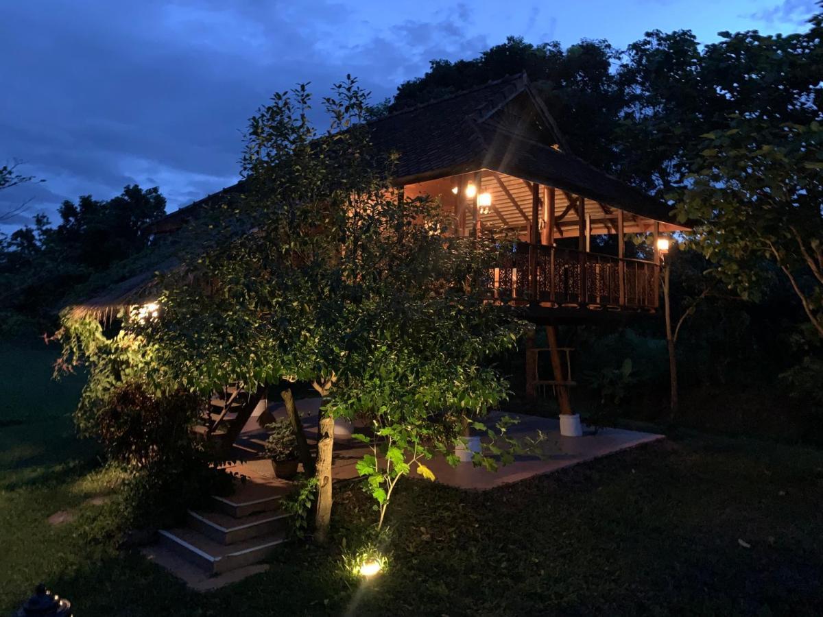 La Maison - Chiangmai Mae Taeng Exterior photo